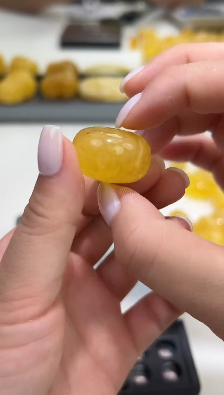 裸石琥珀未镶嵌琥珀蜜蜡吊坠