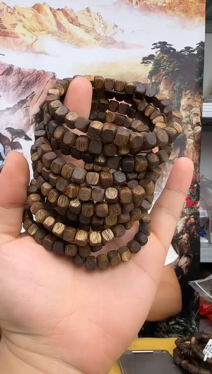 沉香沉香碎屑+方卡F6/7白奇虫漏沉香宠粉多样性发一