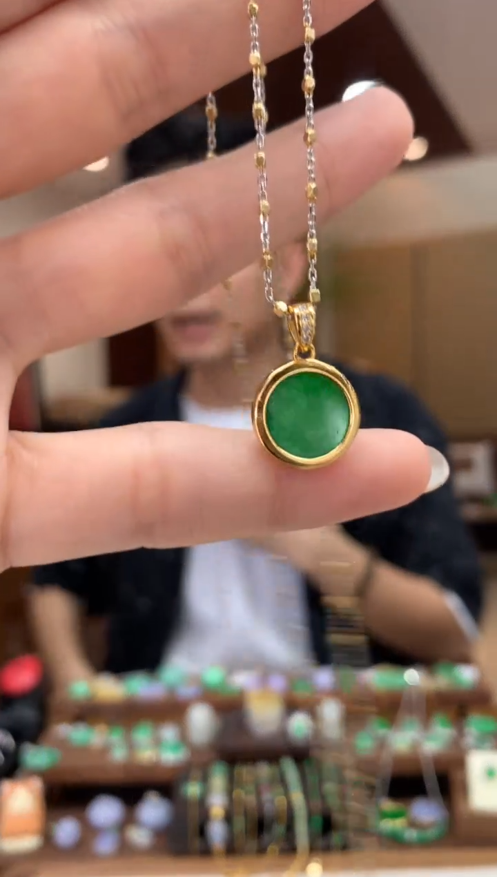 翡翠未镶嵌吊坠(不含链)圆牌