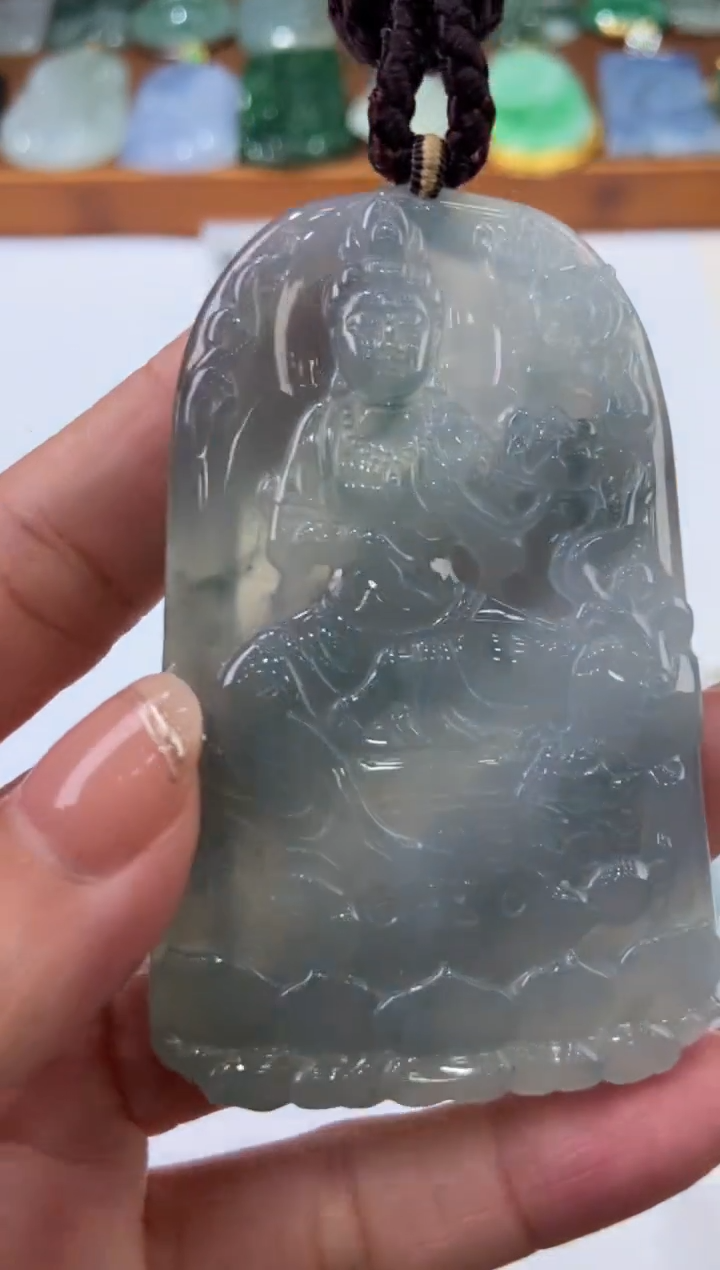 翡翠未镶嵌挂件2202872   