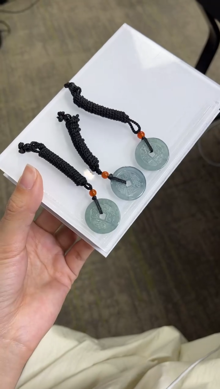 翡翠未镶嵌颈饰D297/多样性发一件/配绳子