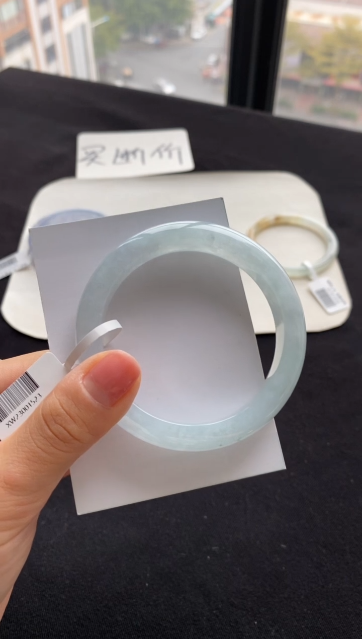 【闪购商品】翡翠手镯未镶嵌55正圈--不退不换