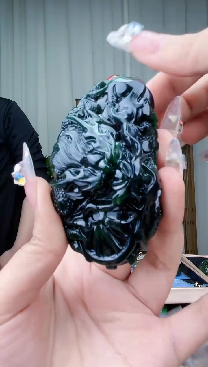 【闪购商品】和田玉挂件未镶嵌拍一发一，多样性发货！