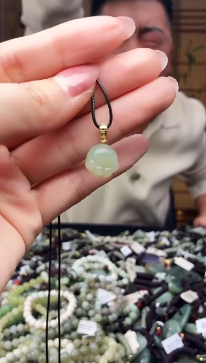 颈饰未镶嵌和田玉多样性发货，拍一发一