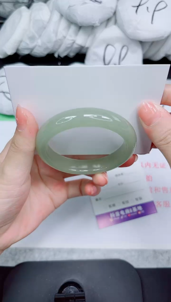 石英质玉手镯未镶嵌90- 52