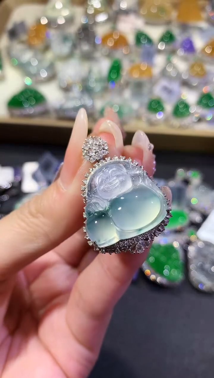 【闪购商品】翡翠吊坠(不含链)18K金镶嵌84-佛