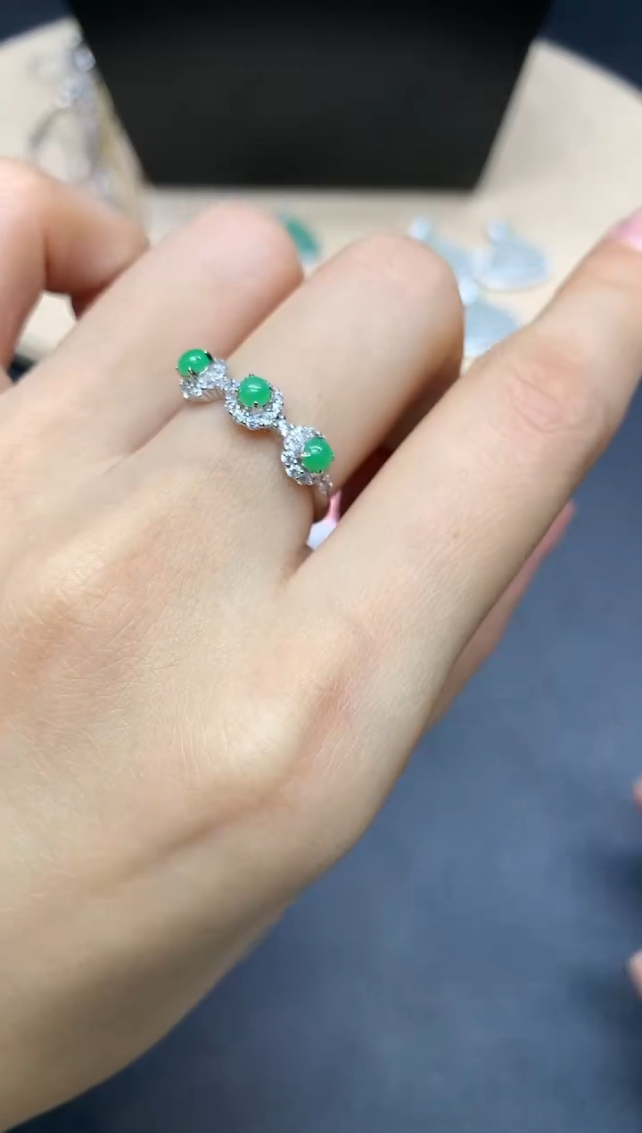 【闪购商品】翡翠戒指银S925镶嵌蛋面【无服务费】