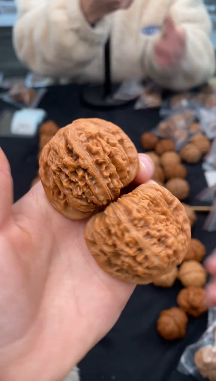 【闪购商品】文玩核桃把件四座楼46-t741