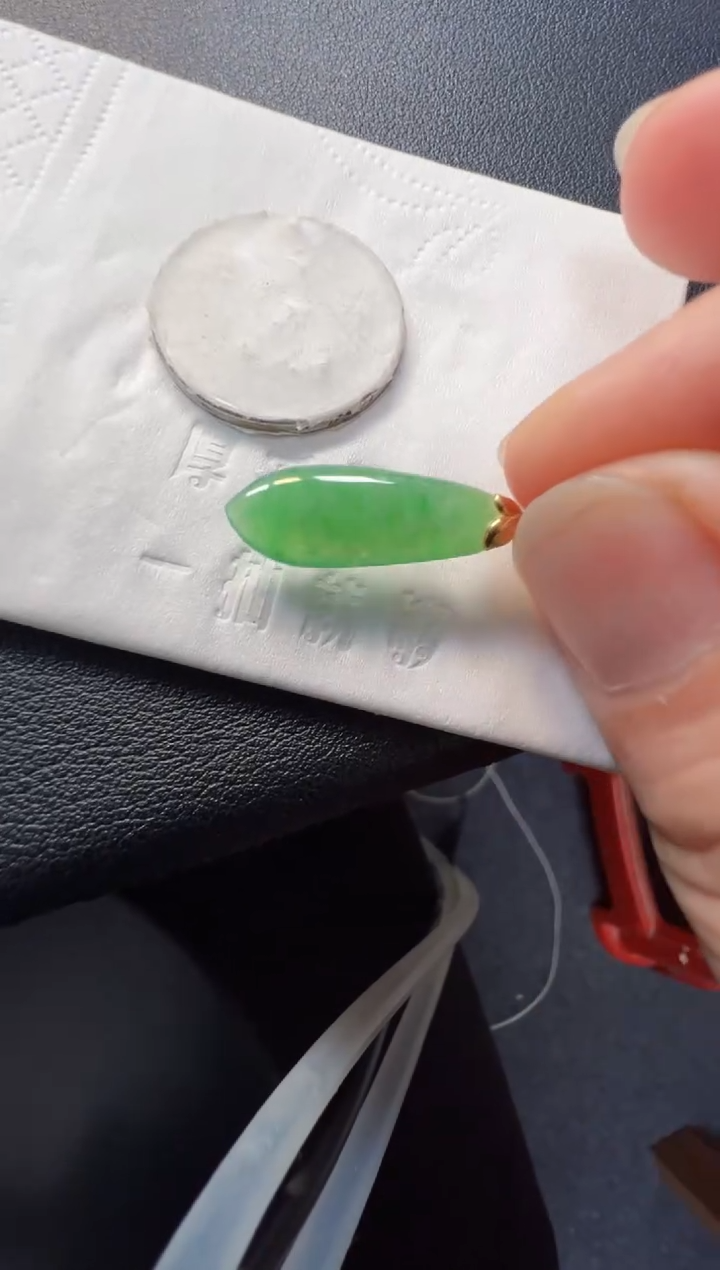 翡翠18K金镶嵌吊坠(不含链)368