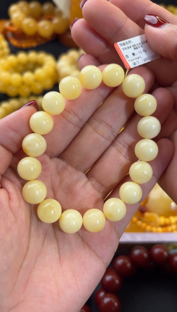 【闪购商品】蜜蜡手串未镶嵌奶黄白浓蜡