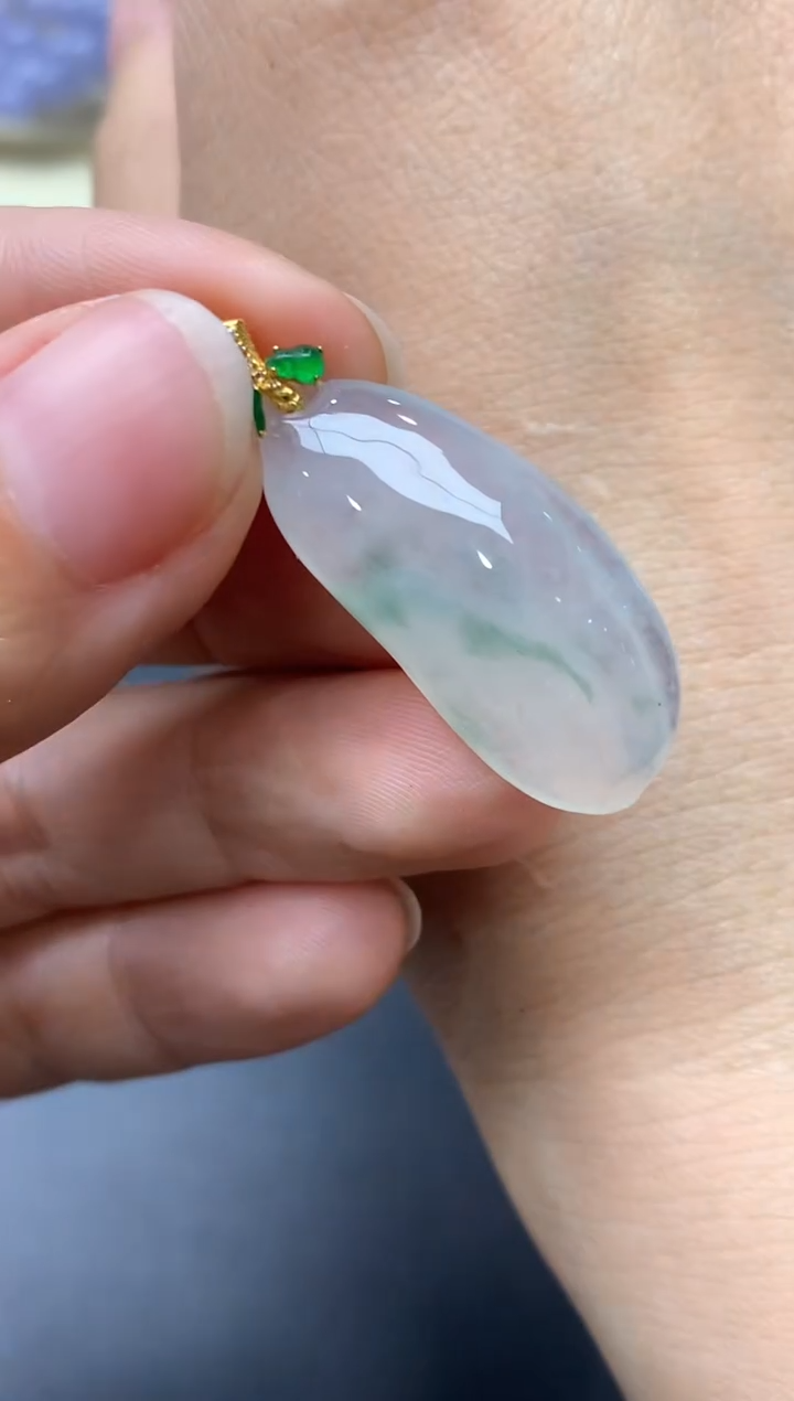 颈饰18K金镶嵌翡翠520-中国好珍宝