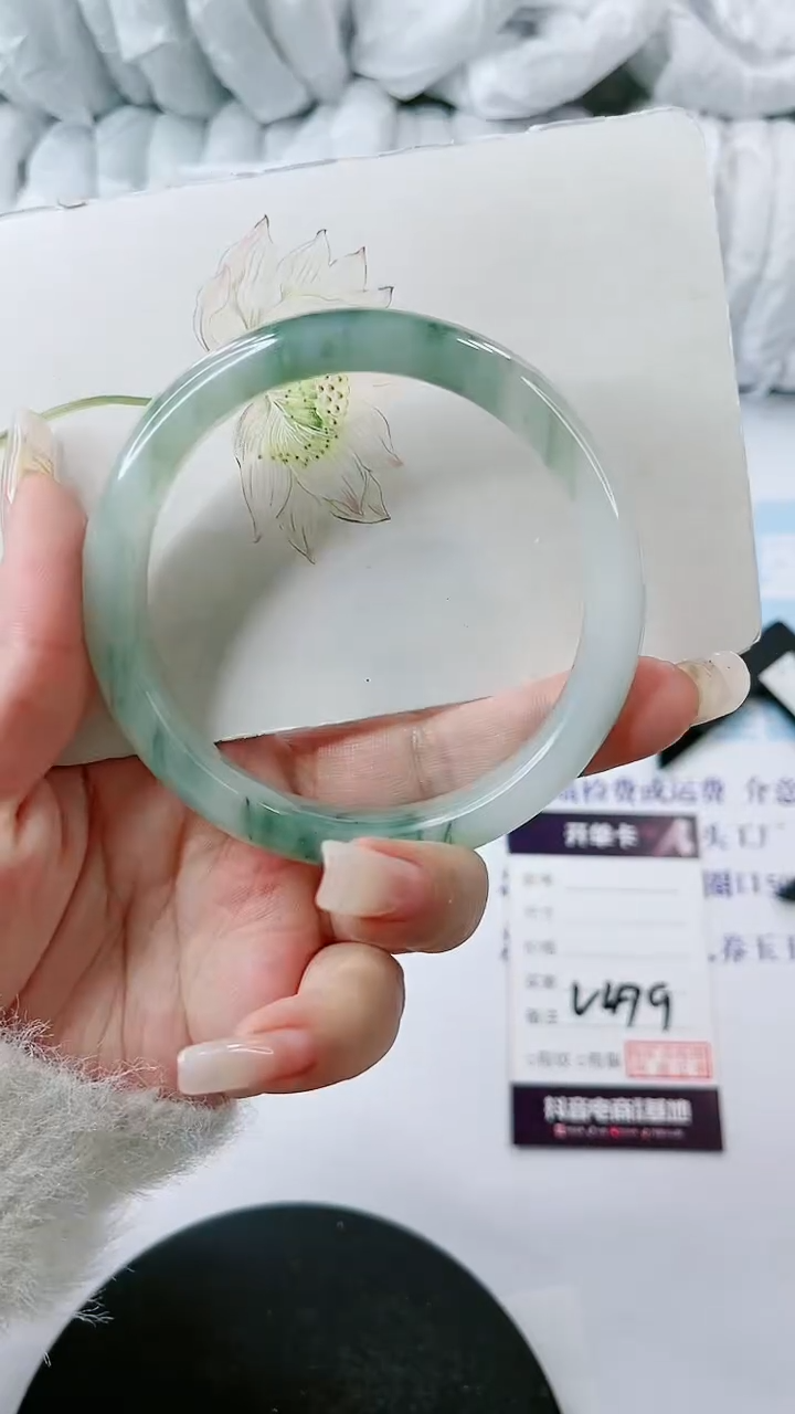 【闪购商品】石英质玉手镯未镶嵌多样性发货V499-62