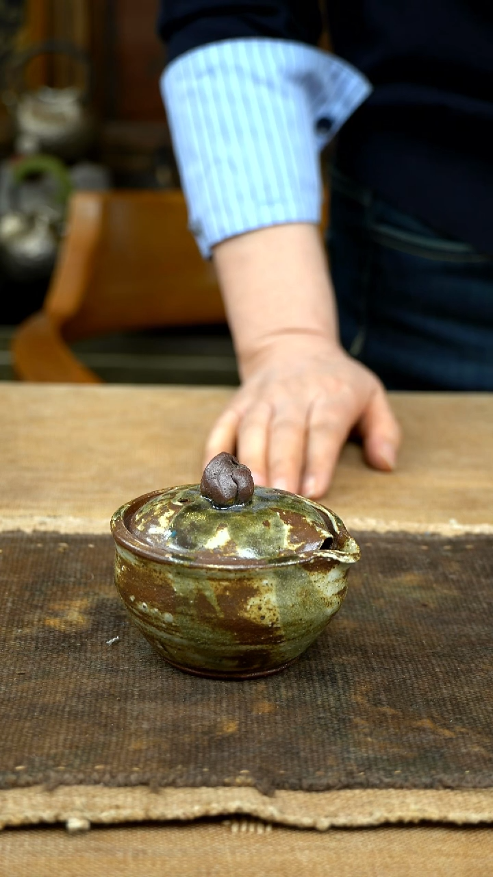 原矿陶土手作柴烧宝瓶1