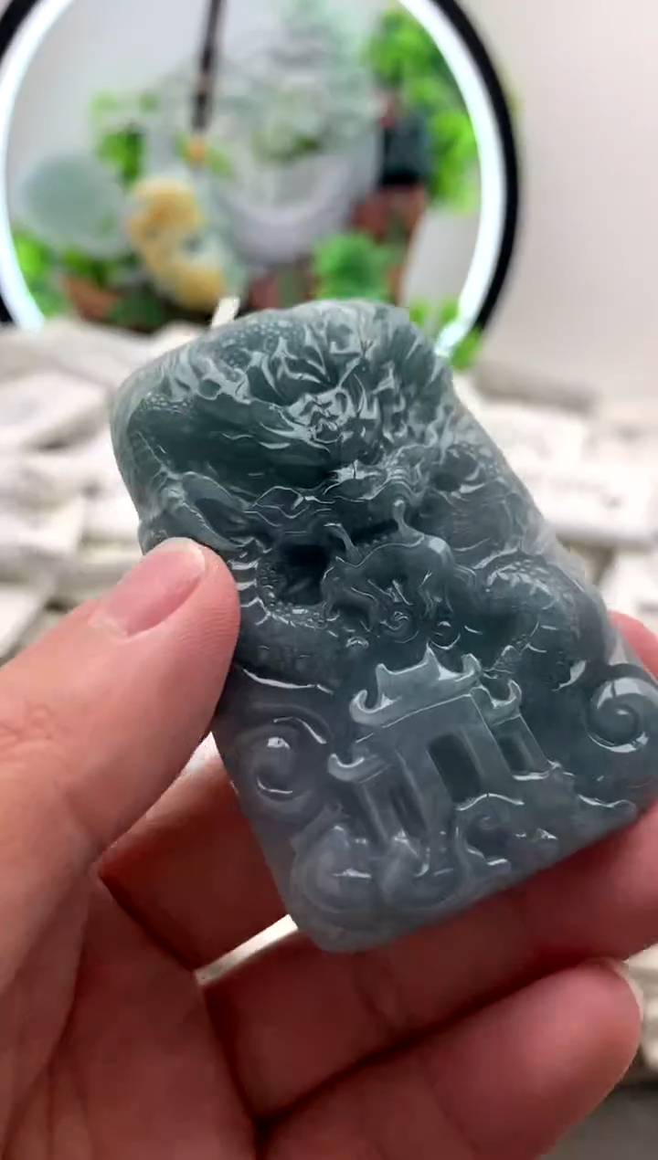 【闪购商品】翡翠颈饰未镶嵌龙牌【品质一般能接受再拍】