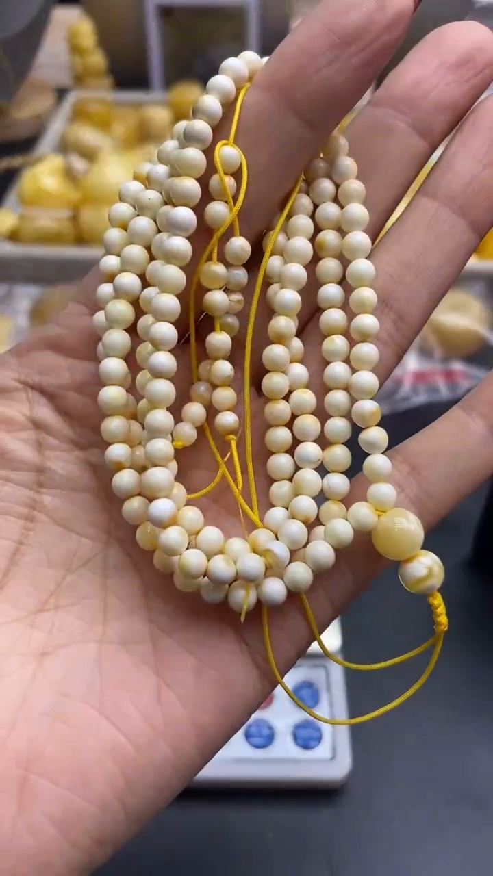 琥珀未镶嵌珠宝奇石2872