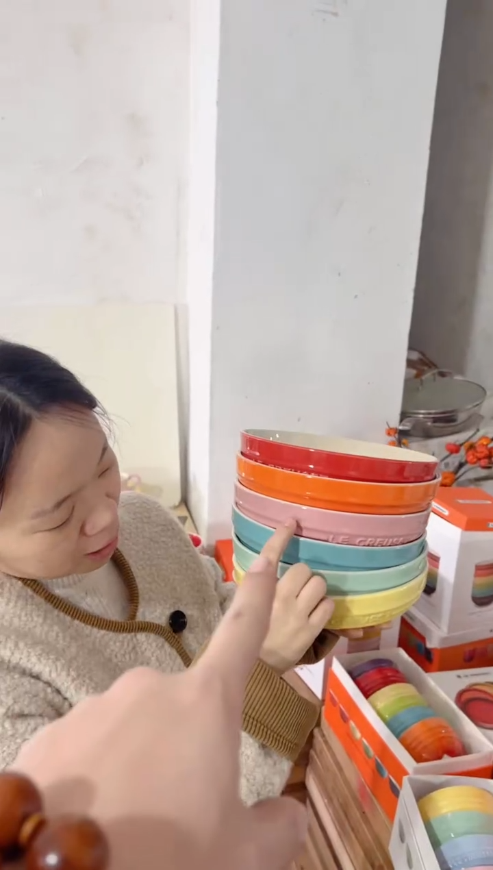 【闪购商品】碟8英寸深冰梅粉六色套装----