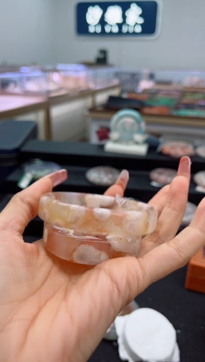 石英质玉手镯未镶嵌58圈口（赠品镯心）S9395