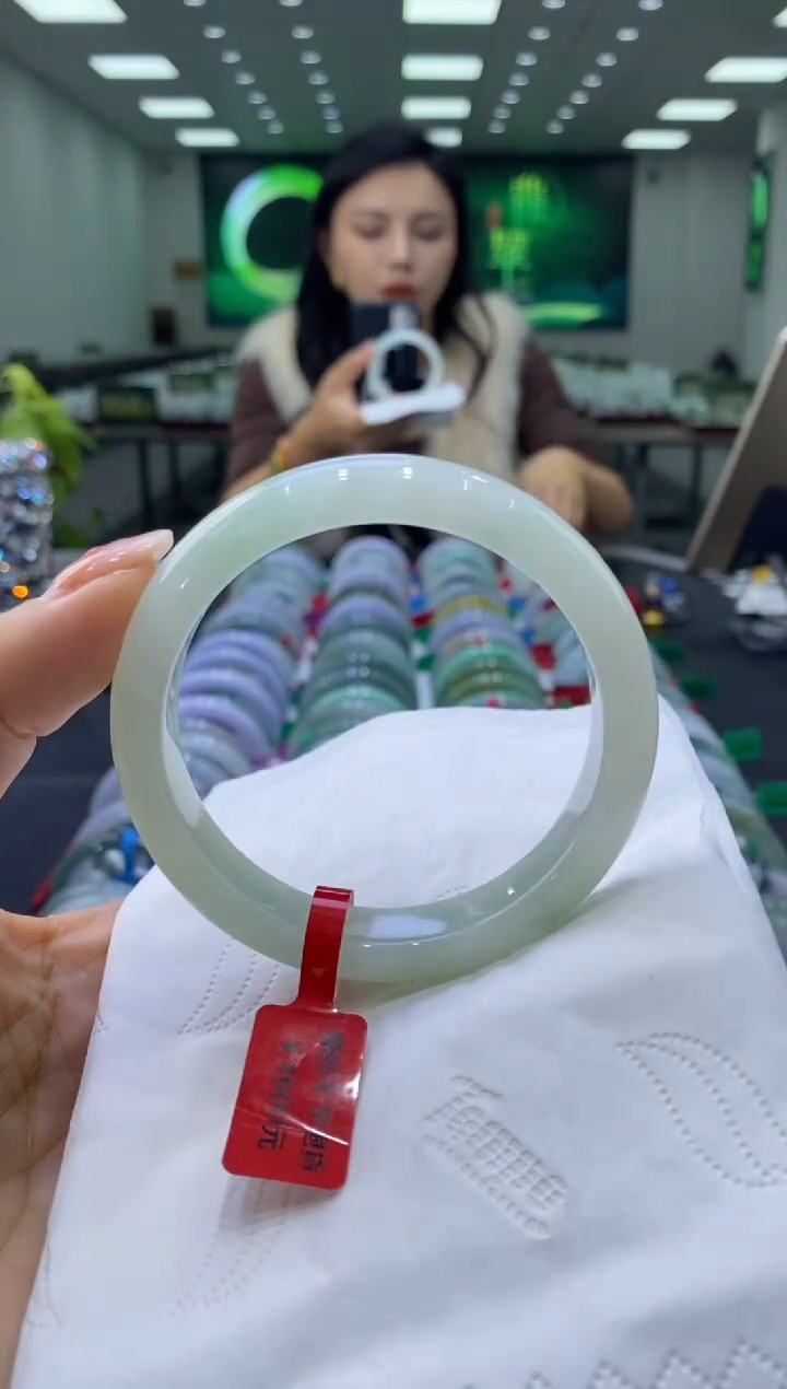 未镶嵌手镯翡翠00001860