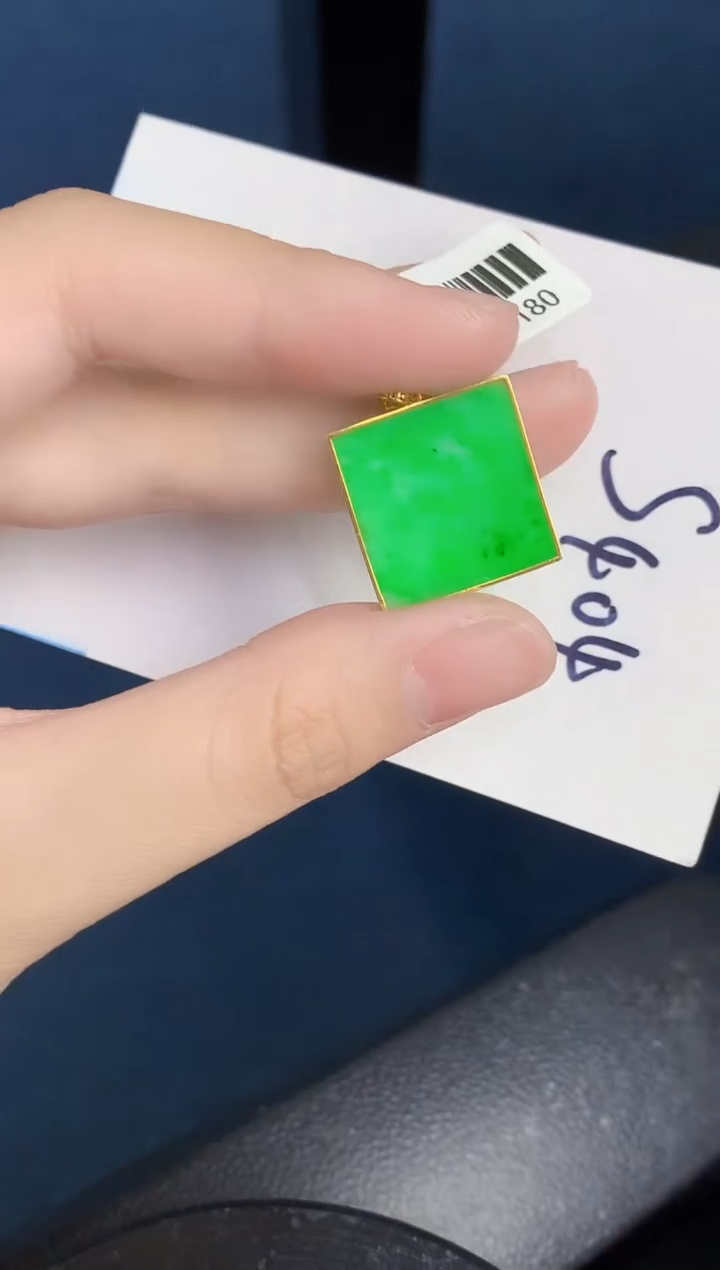 【闪购商品】翡翠颈饰18K金镶嵌000000000