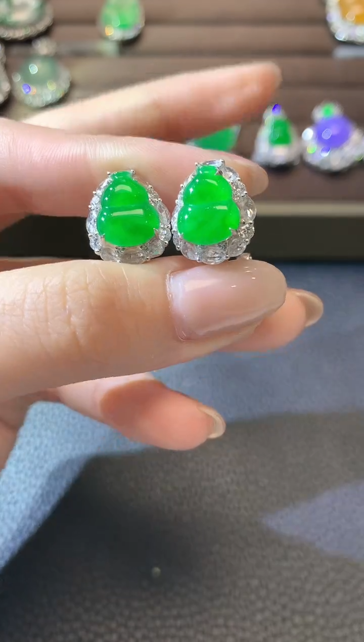 【闪购商品】翡翠吊坠(不含链)18K金镶嵌D89翡翠