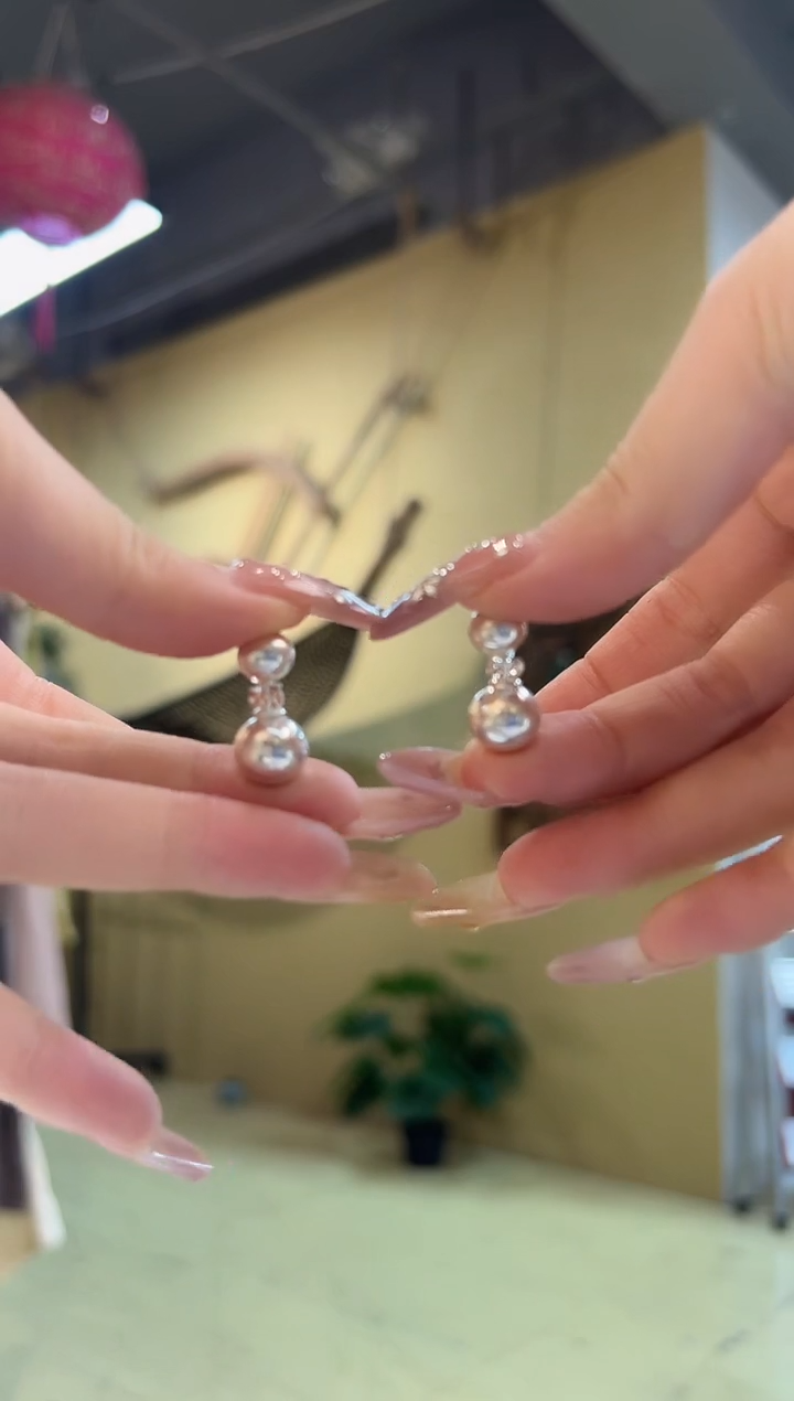 无925银K**米耳堵   