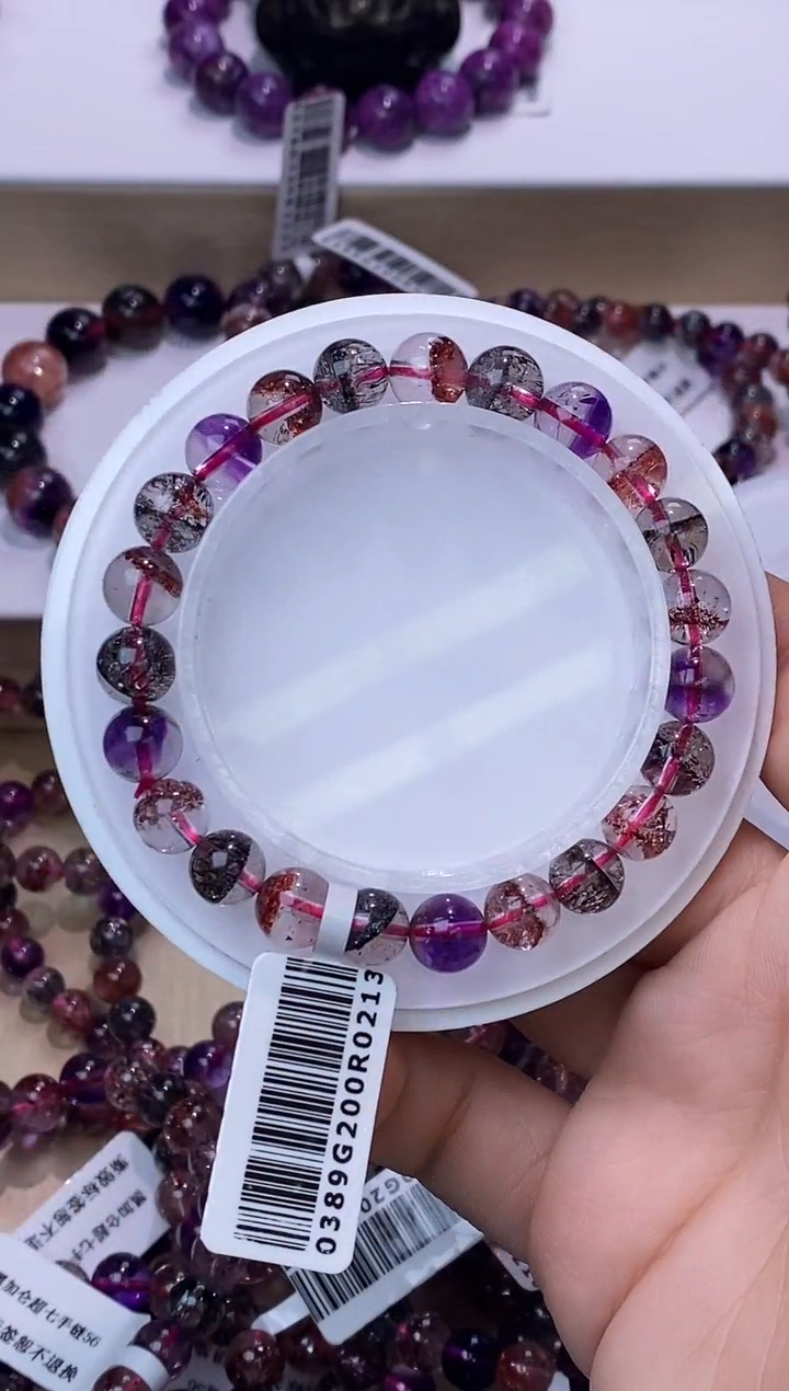 【闪购商品】水晶手链未镶嵌黑加仑超七8m+