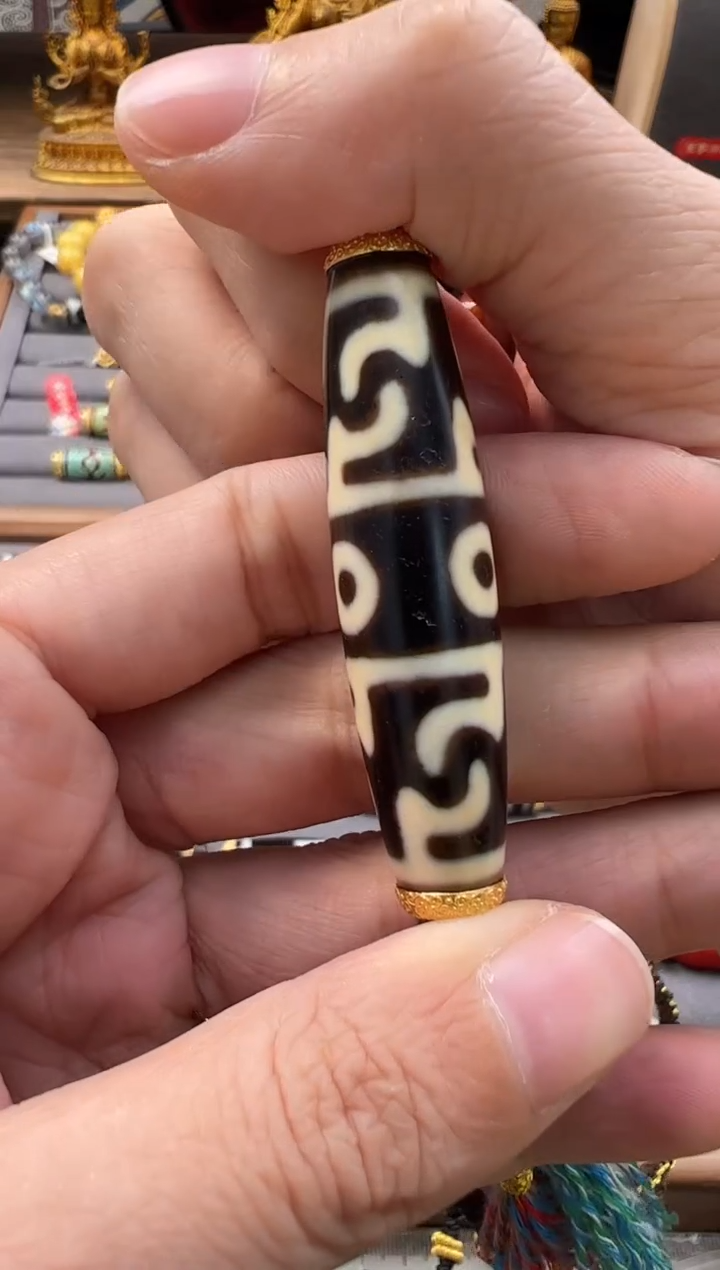 【闪购商品】玛瑙挂件18K金镶嵌吊坠