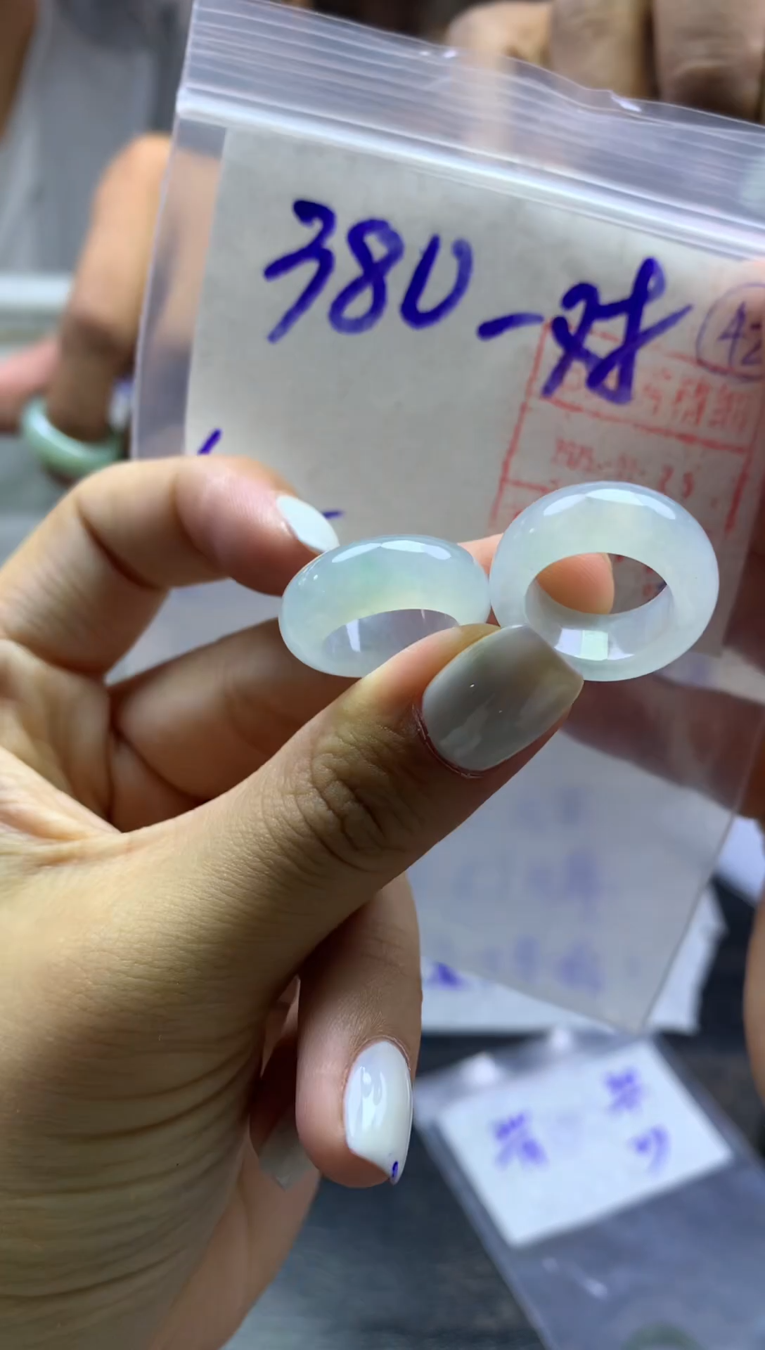 【闪购商品】定制翡翠未镶嵌路路通一对380元毛货需精抛光发