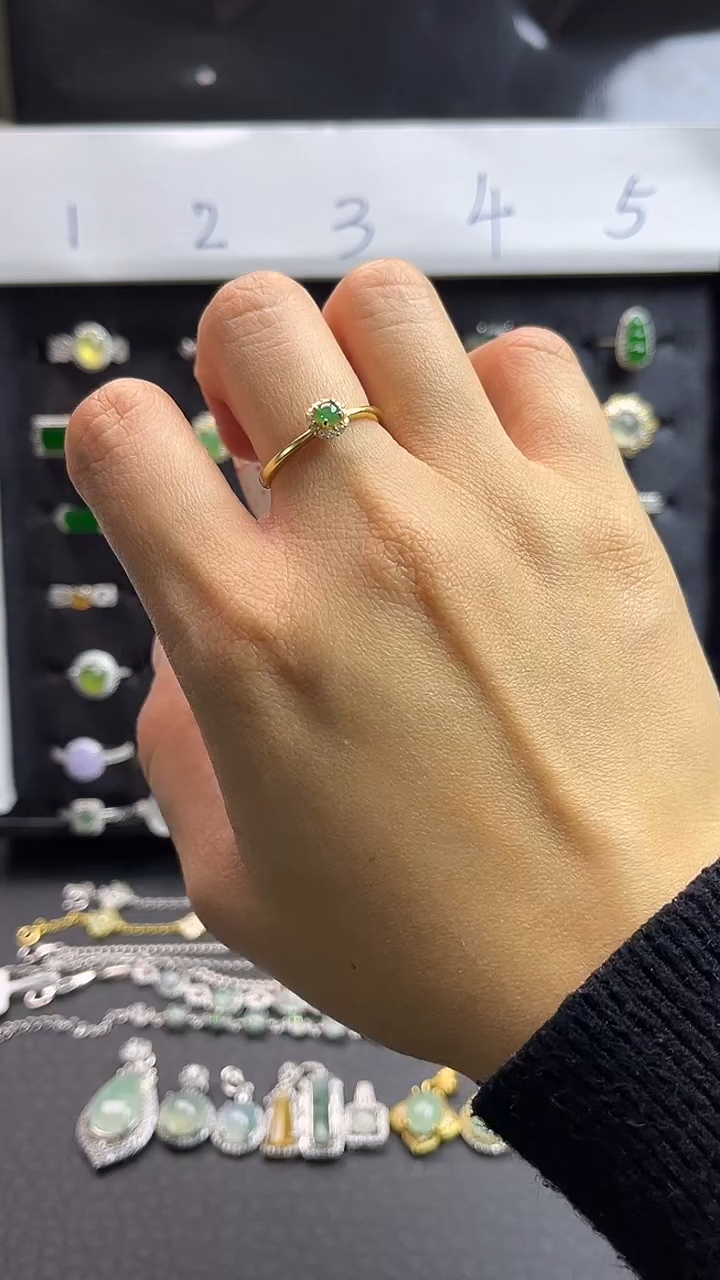 【闪购商品】翡翠戒指未镶嵌女款