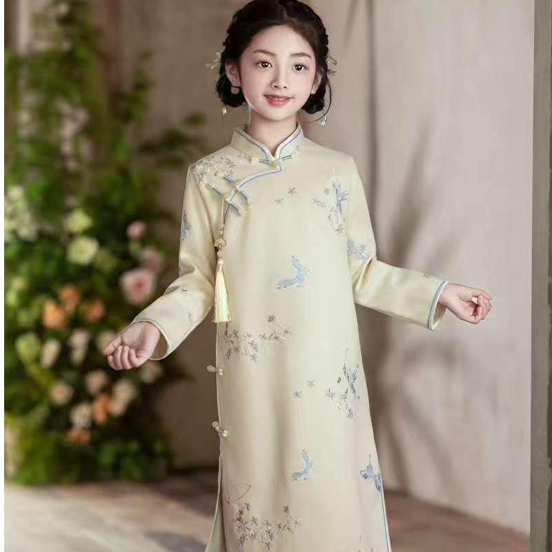 米白色旗袍显瘦秋季日常复古女童改中式良中国风演出服亲子装气质