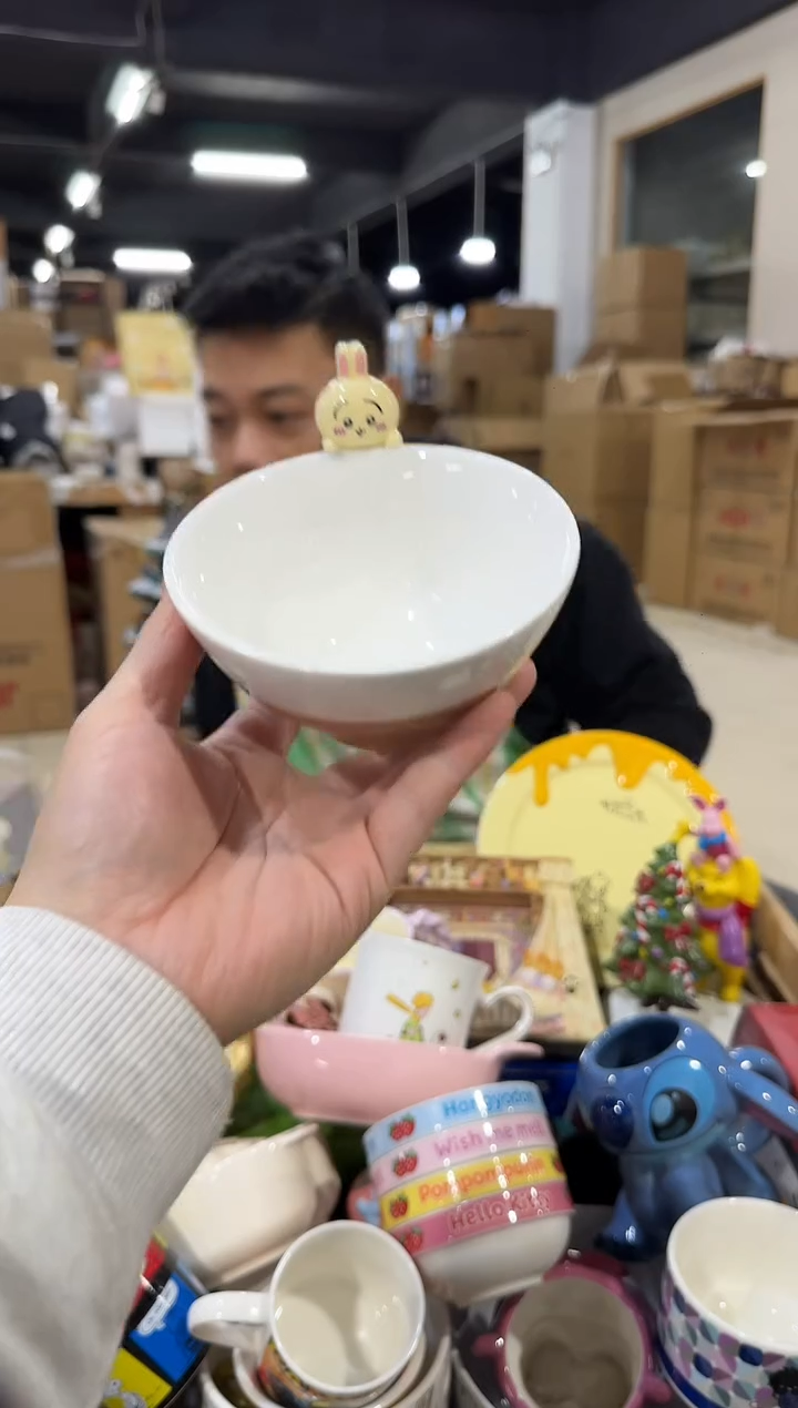 瓷片原盒乌萨奇公仔碗