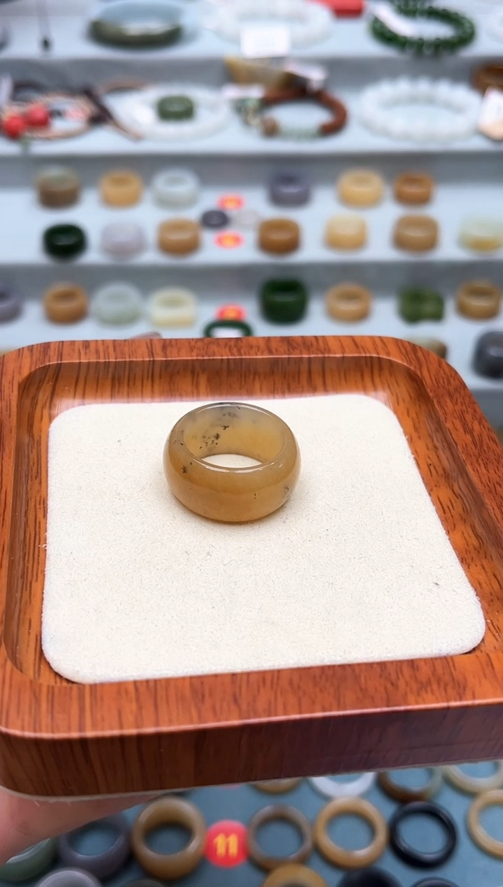 【闪购商品】和田玉戒指未镶嵌17号