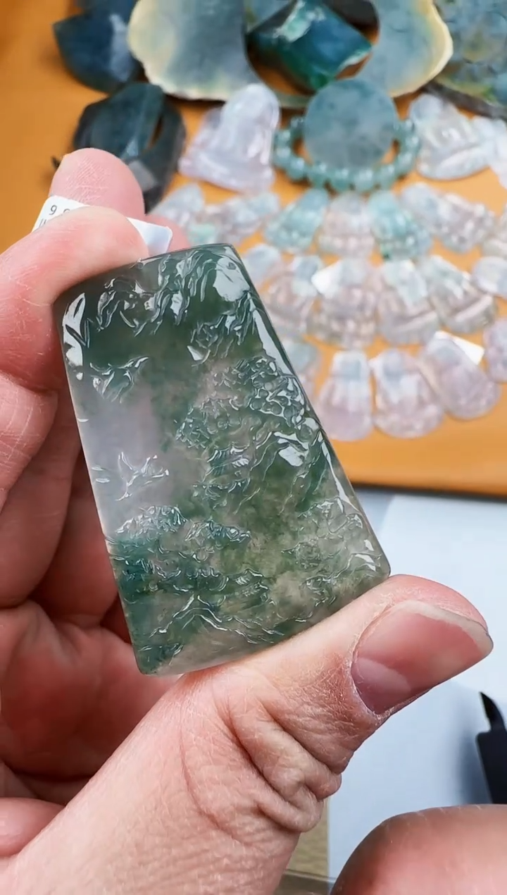 【闪购商品】翡翠颈饰未镶嵌缅甸天然翡翠