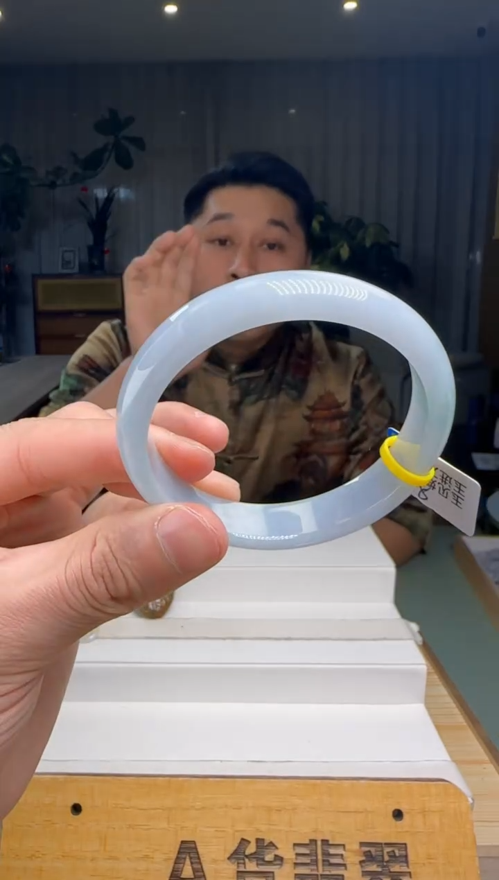 【闪购商品】翡翠手镯未镶嵌DY@@960Q3J14386