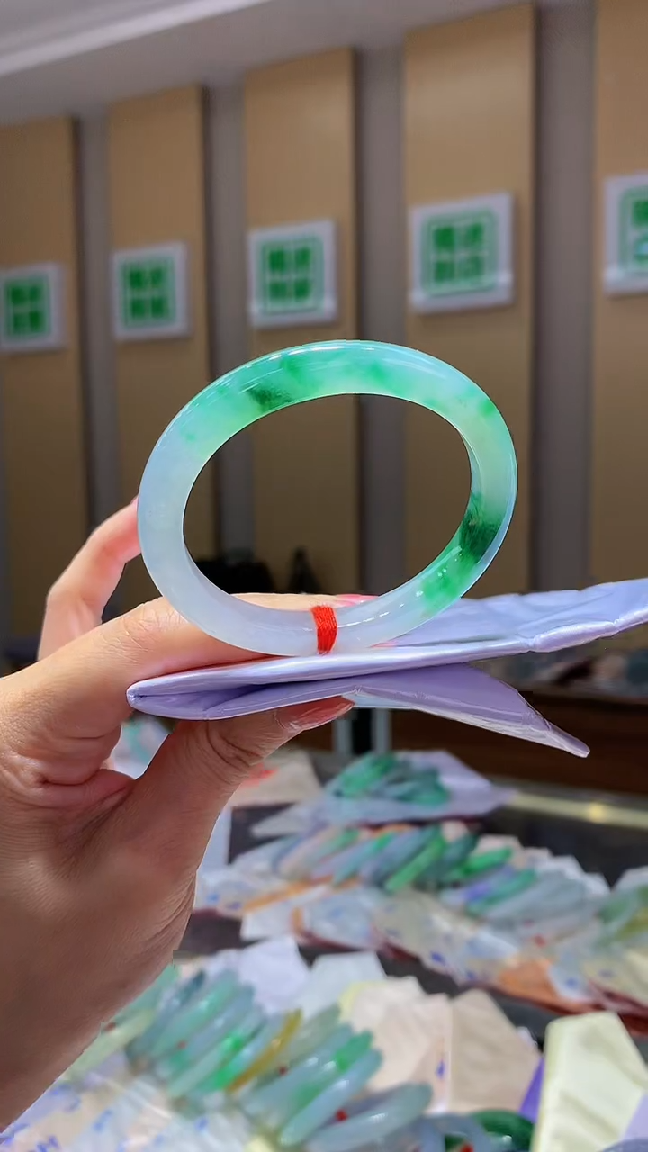 未镶嵌手镯翡翠-Q86 圈口54.2