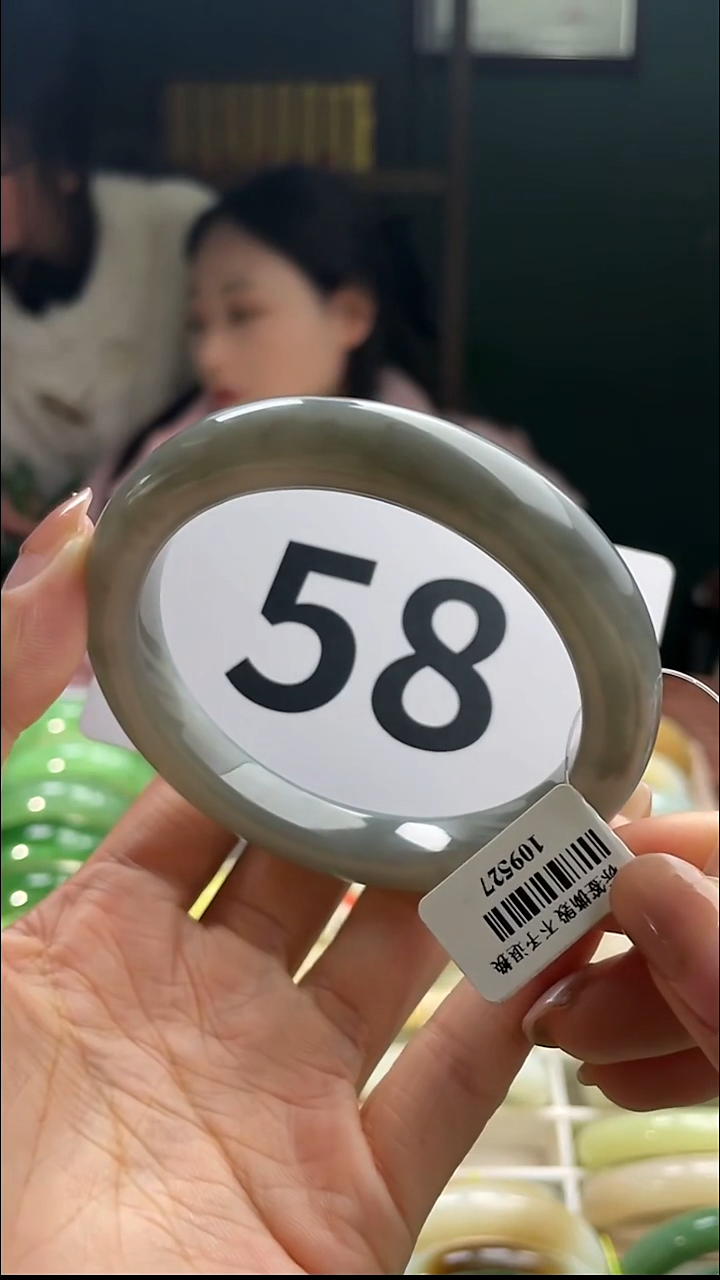 定制和田玉和田玉手镯