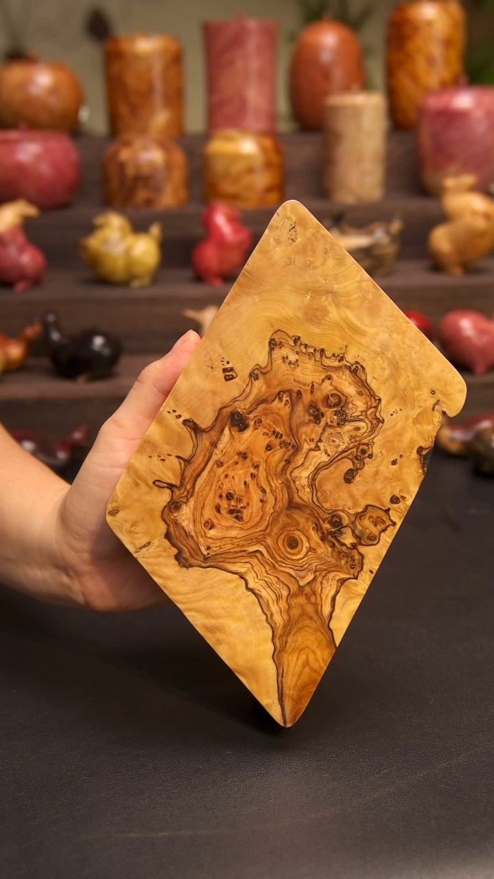 交趾黄檀（大红酸枝）鬼柳台子