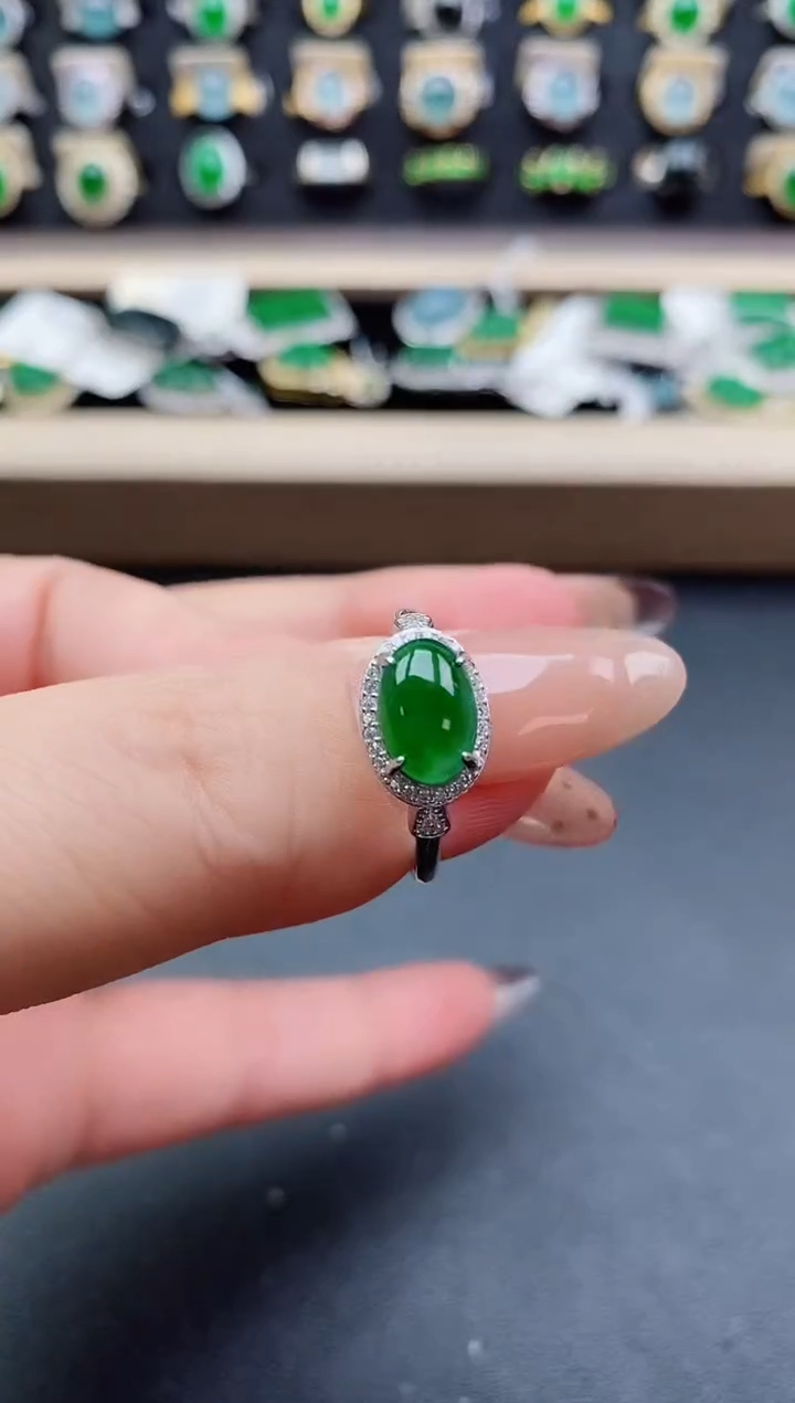 银S925镶嵌戒指翡翠1