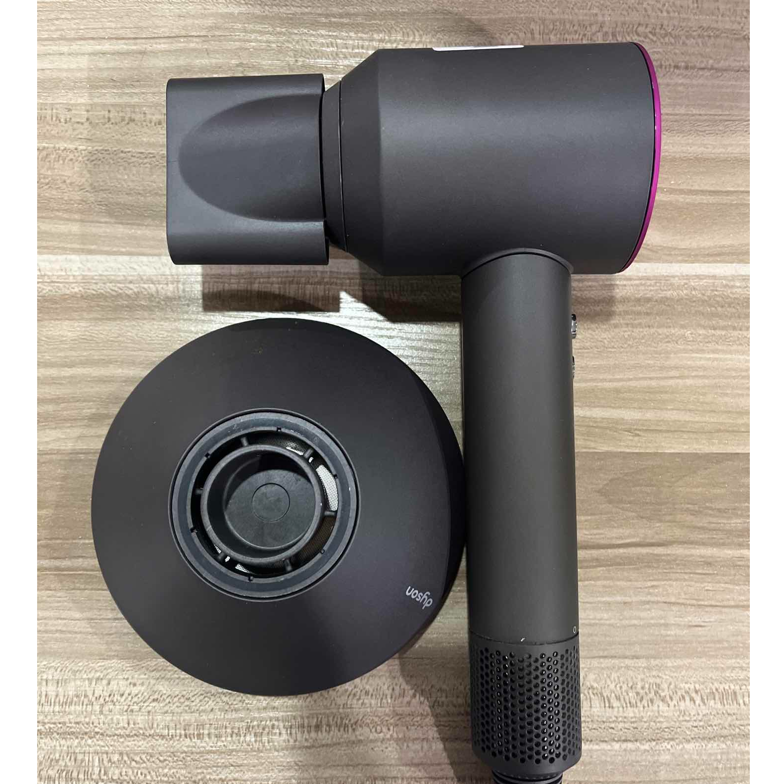 9新 dyson/戴森 【二手】武汉仓吹风机轻微划痕功能完好