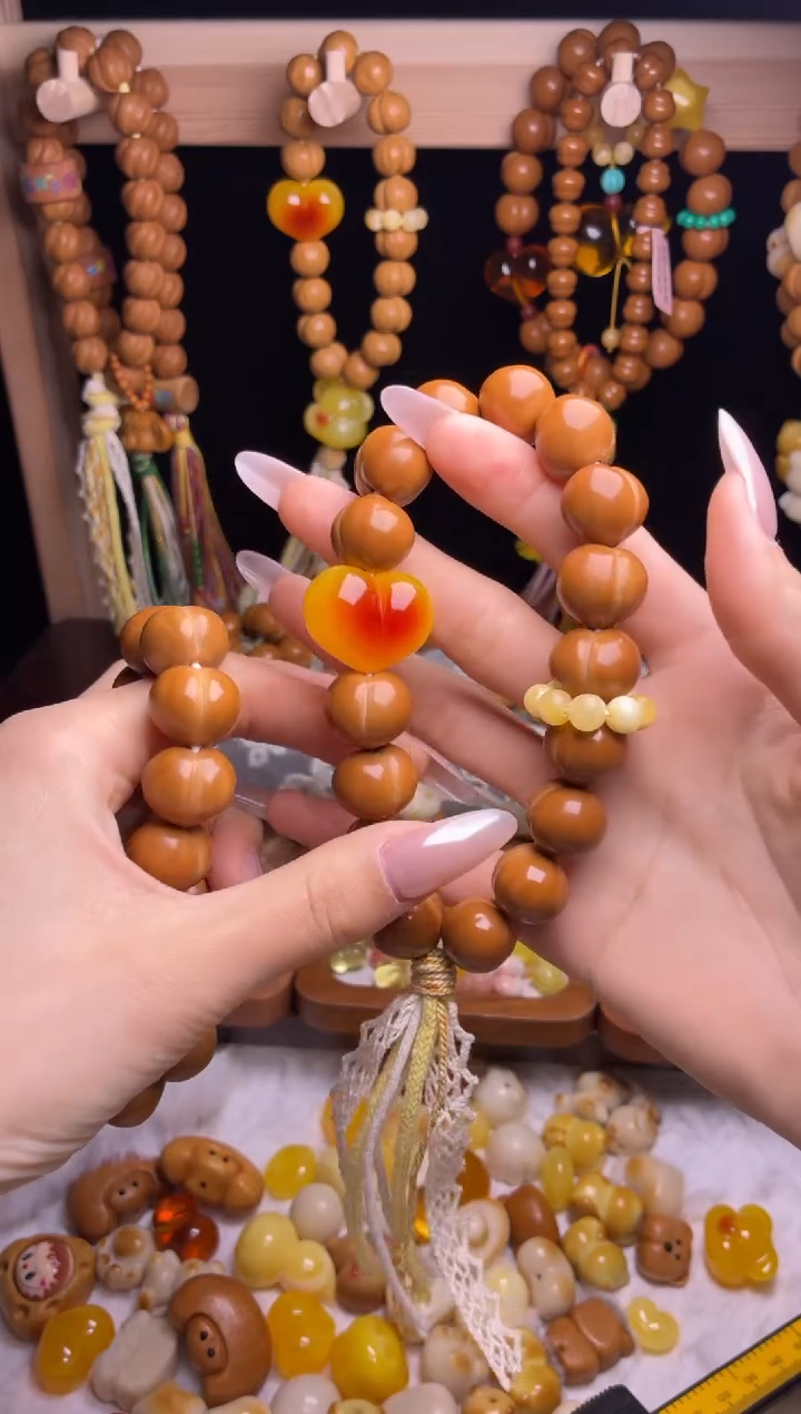 吊坠猴头核桃森***?差价