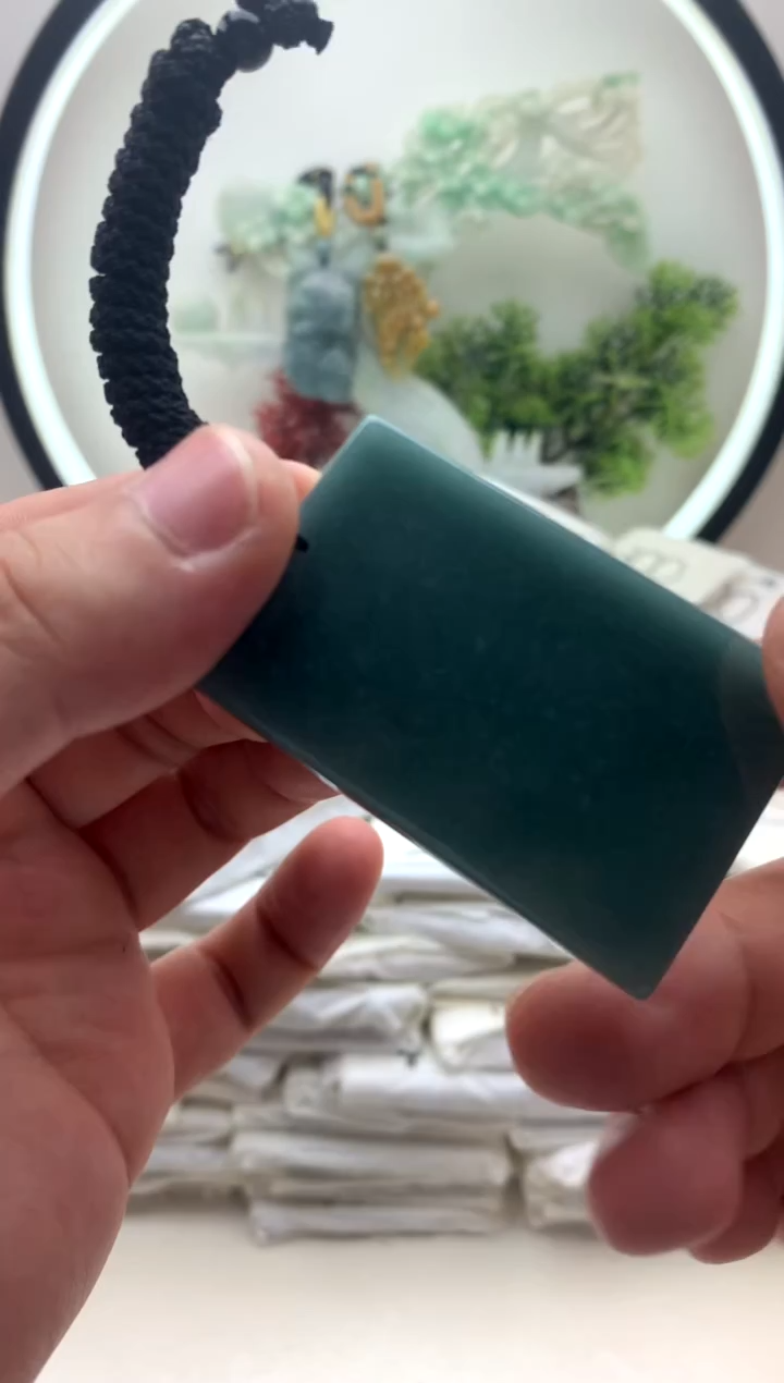 颈饰未镶嵌翡翠无事牌