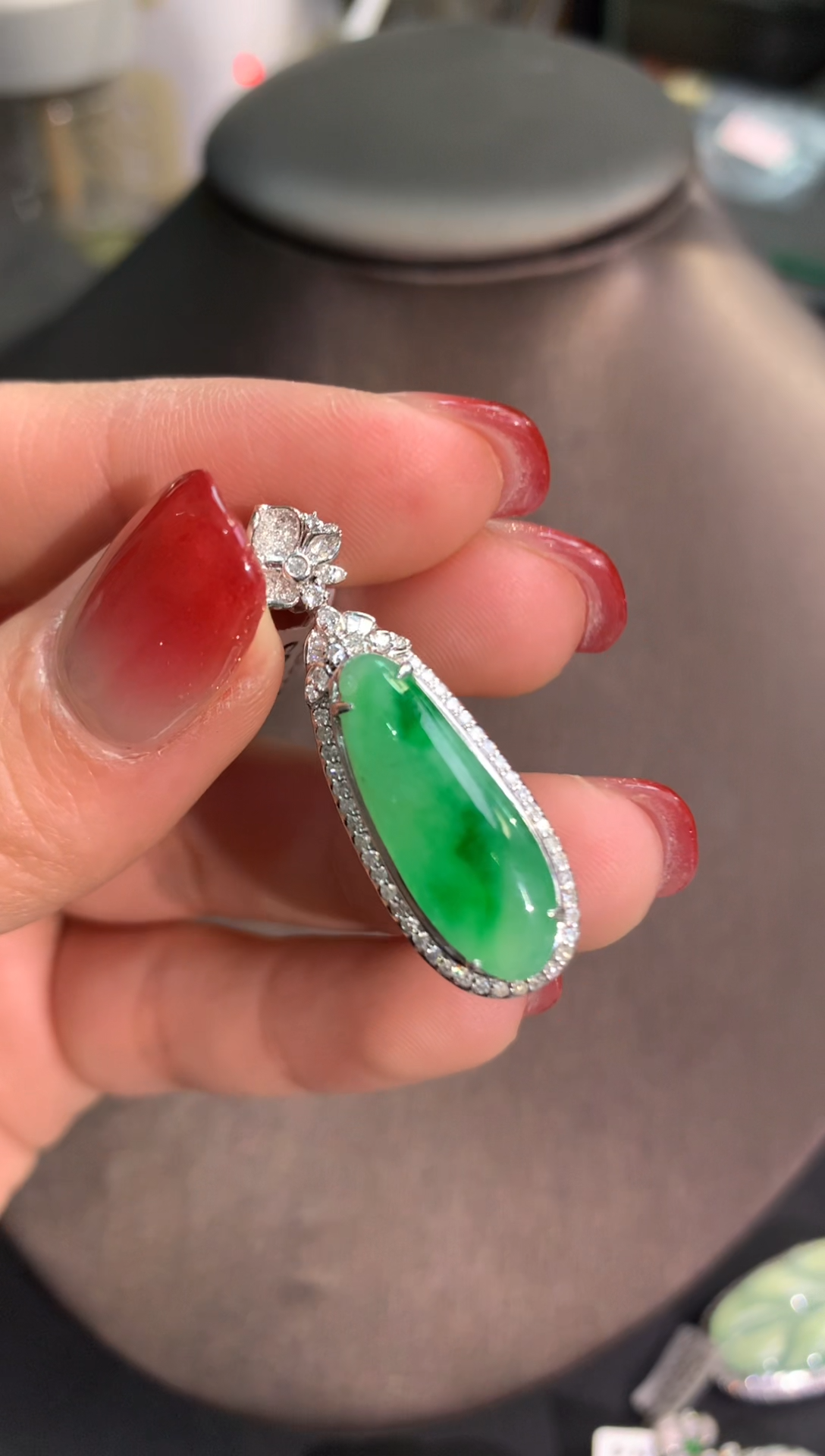 【闪购商品】翡翠吊坠(不含链)18K金镶嵌吊坠