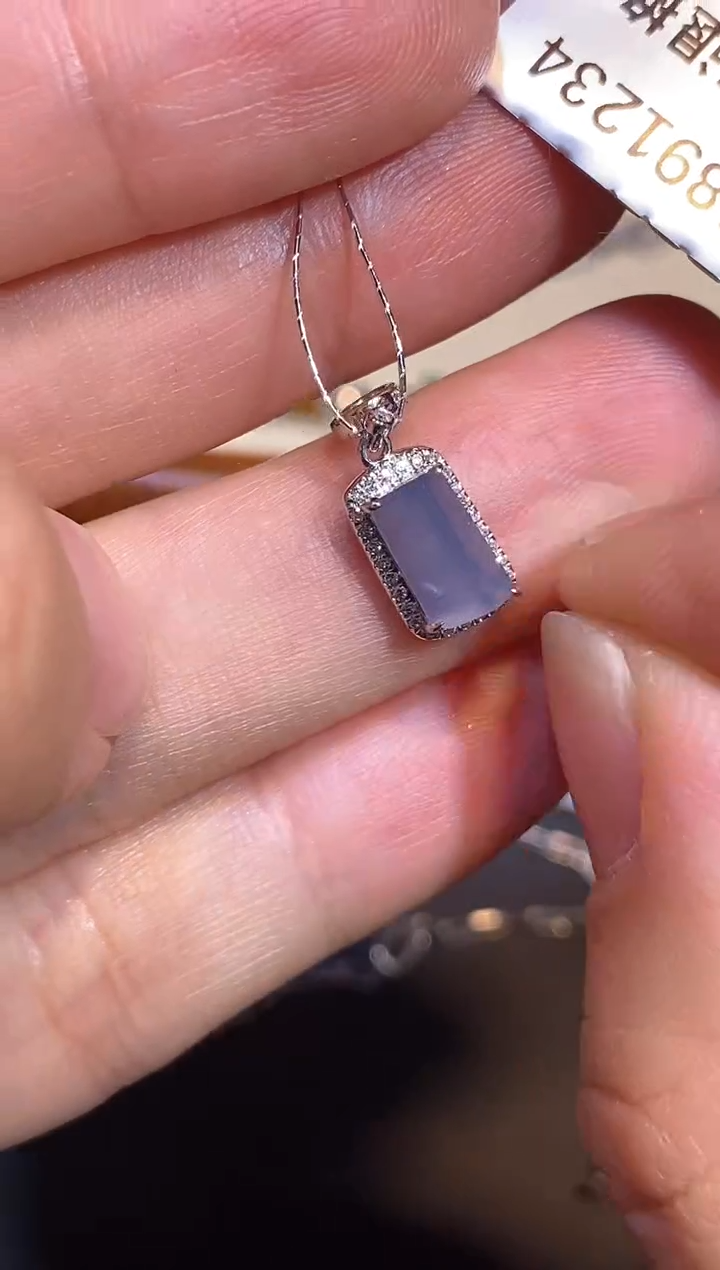 翡翠18K金镶嵌吊坠(不含链)吊坠