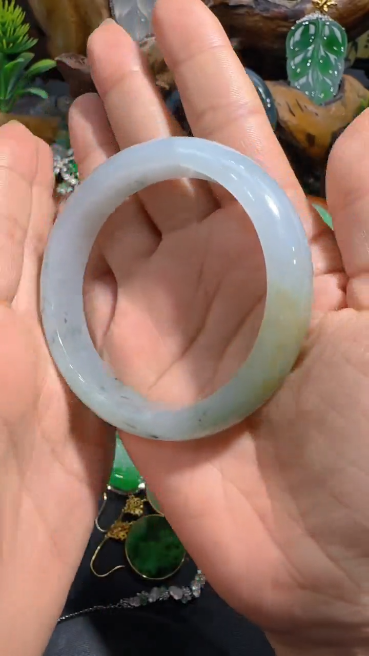 【闪购商品】翡翠手镯未镶嵌手镯