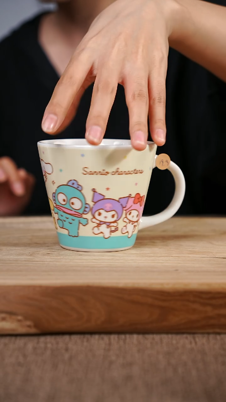 摆件景德镇卡通陶瓷杯