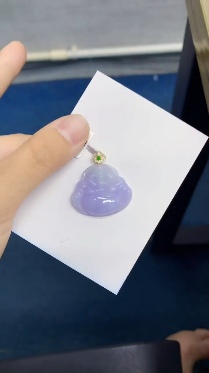 翡翠18K金镶嵌颈饰             1