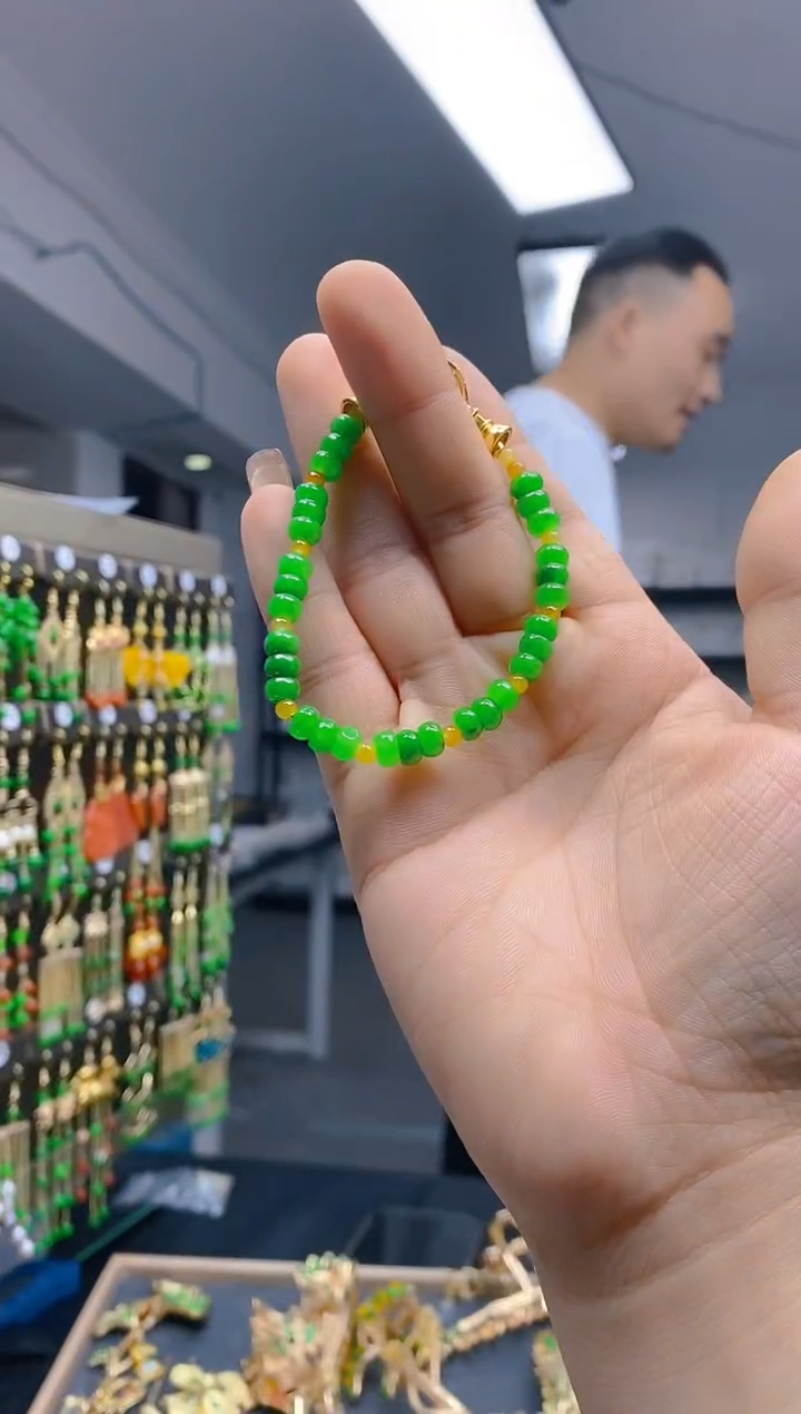 【闪购商品】翡翠耳饰合金498翡翠手链