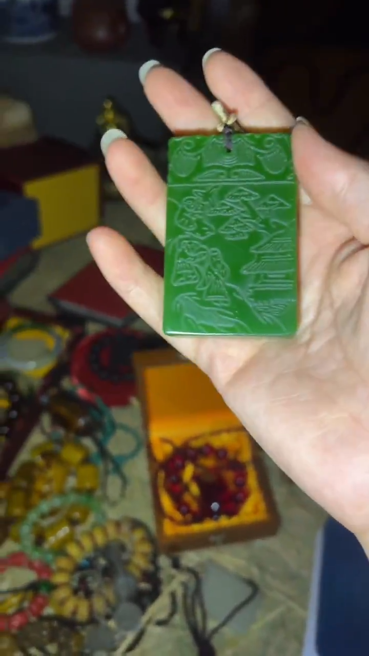 和田玉（碧玉）未镶嵌把件闪购高端商品链接子冈牌