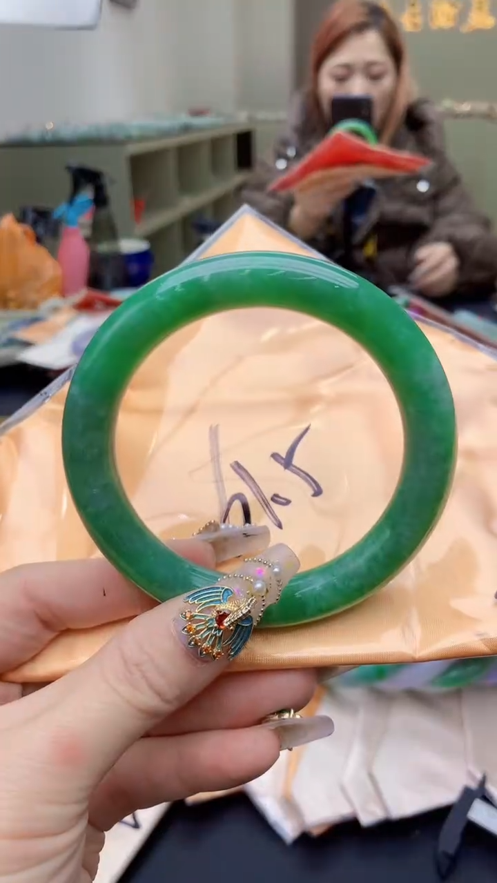 【闪购商品】翡翠手镯未镶嵌0045330083