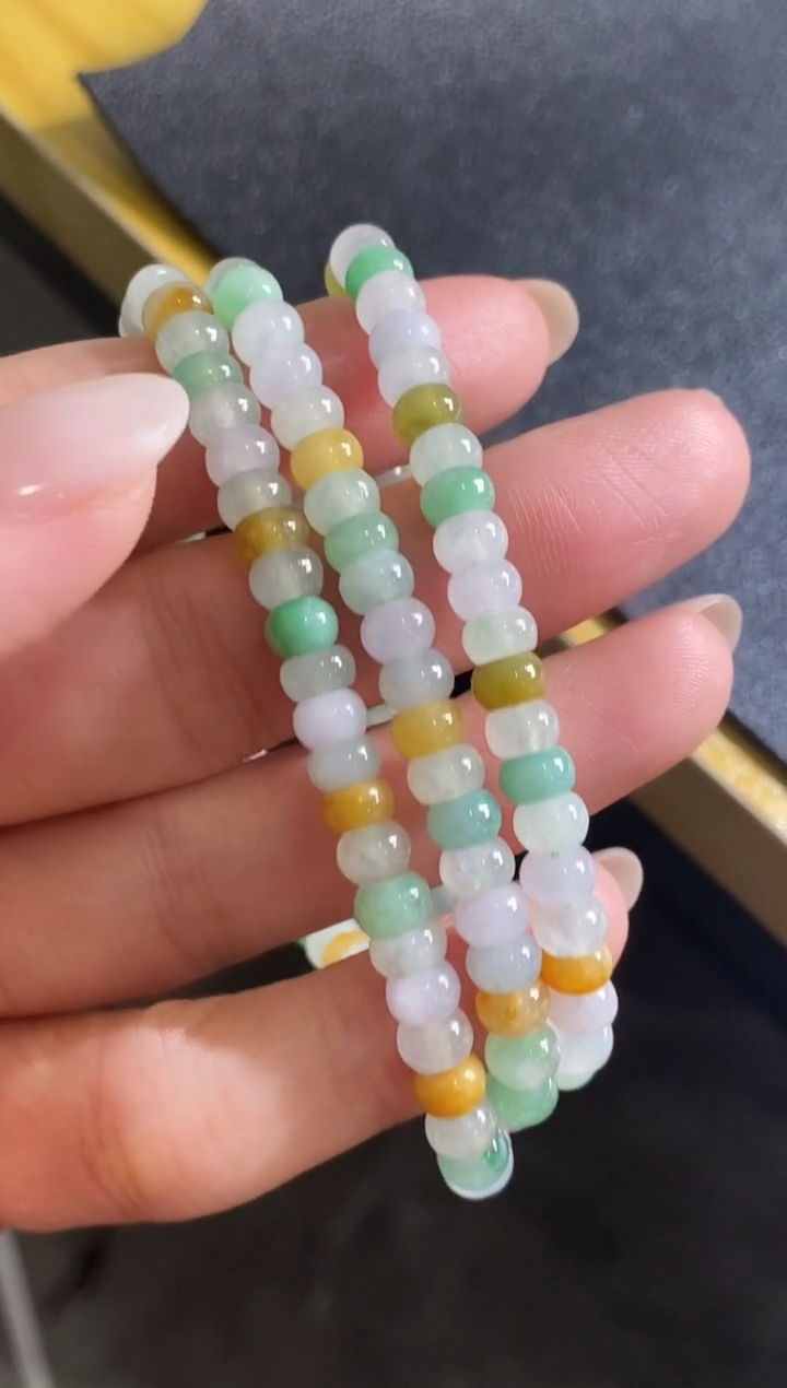 颈饰18K金镶嵌翡翠天然缅甸翡翠A货